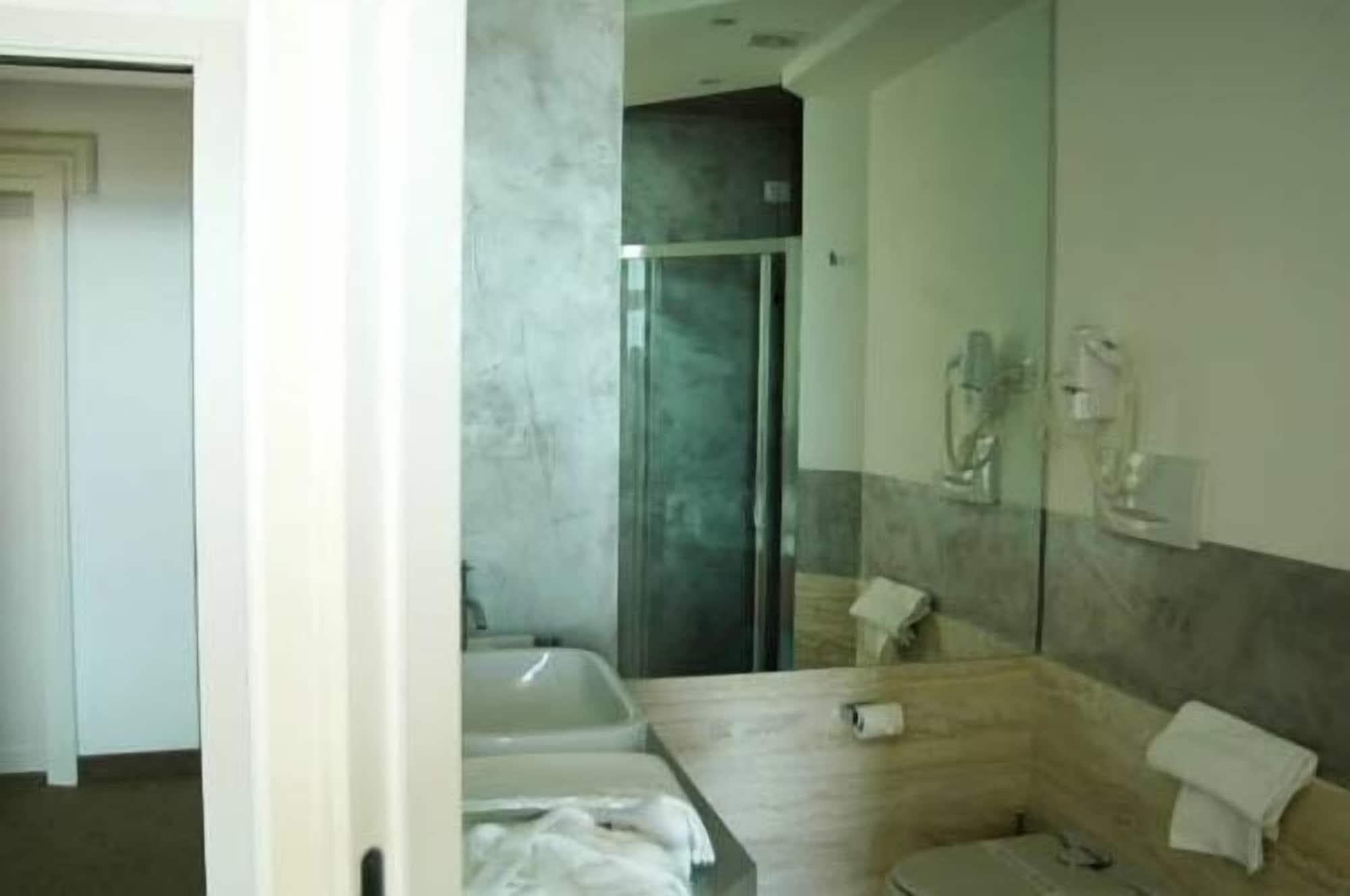 Hotel Excelsior Vasto Zewnętrze zdjęcie
