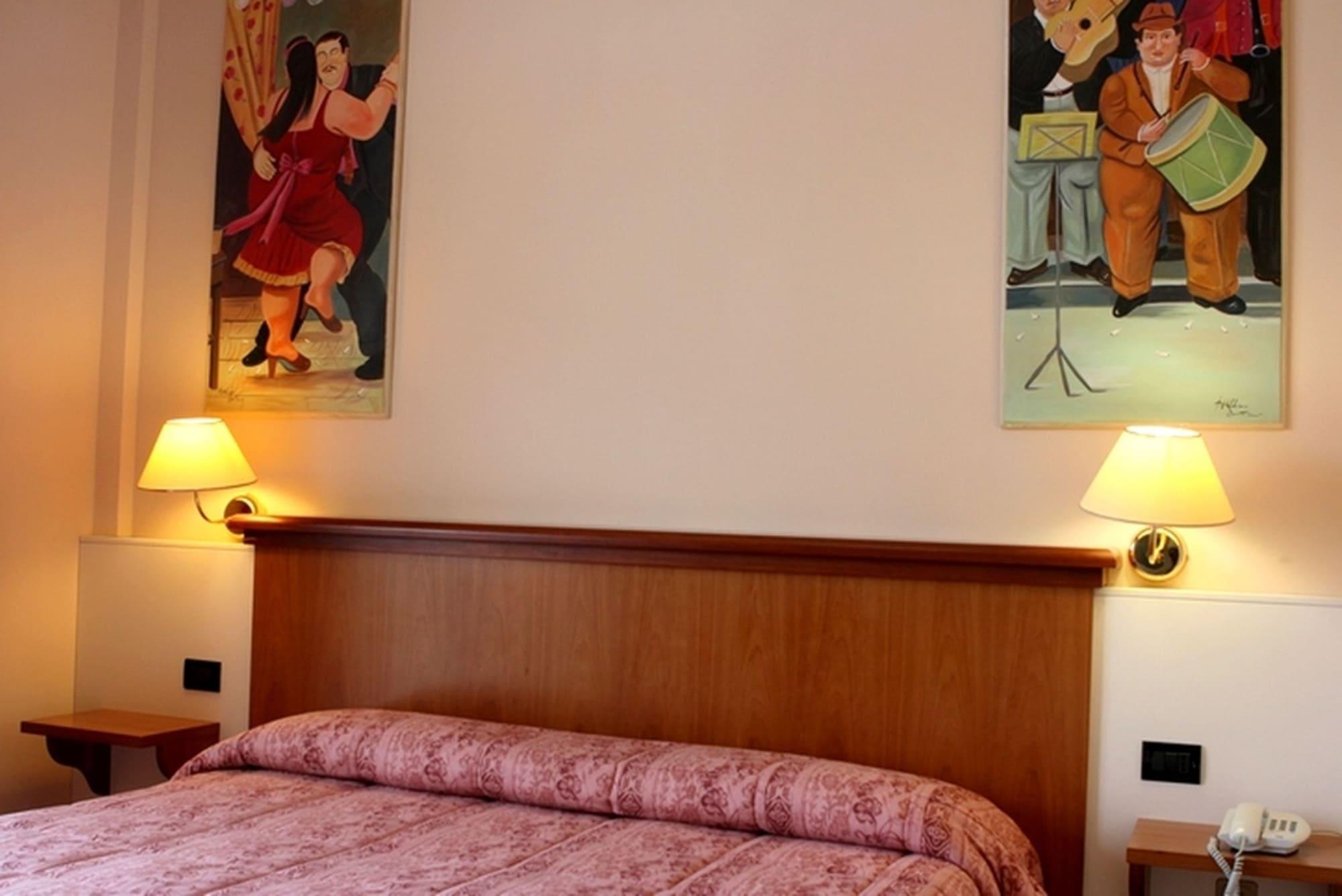 Hotel Excelsior Vasto Zewnętrze zdjęcie